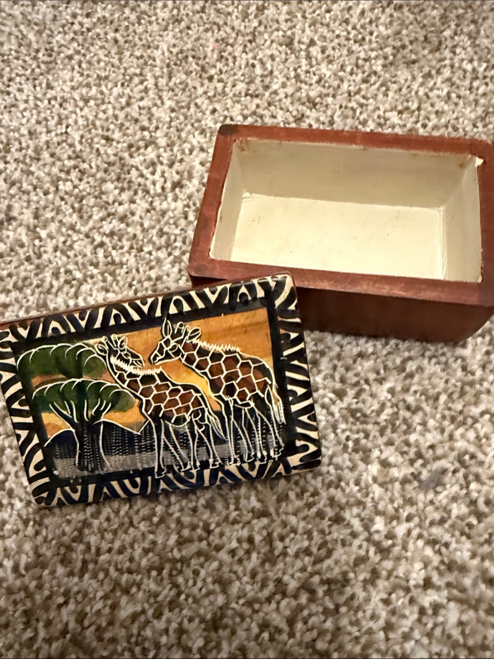 Handcrafted Giraffe Trinket Box - Black and Tan